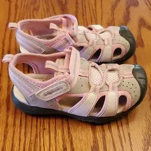 Clarks Doodles Pink Gray Velcro Sandals Size 8 1 2